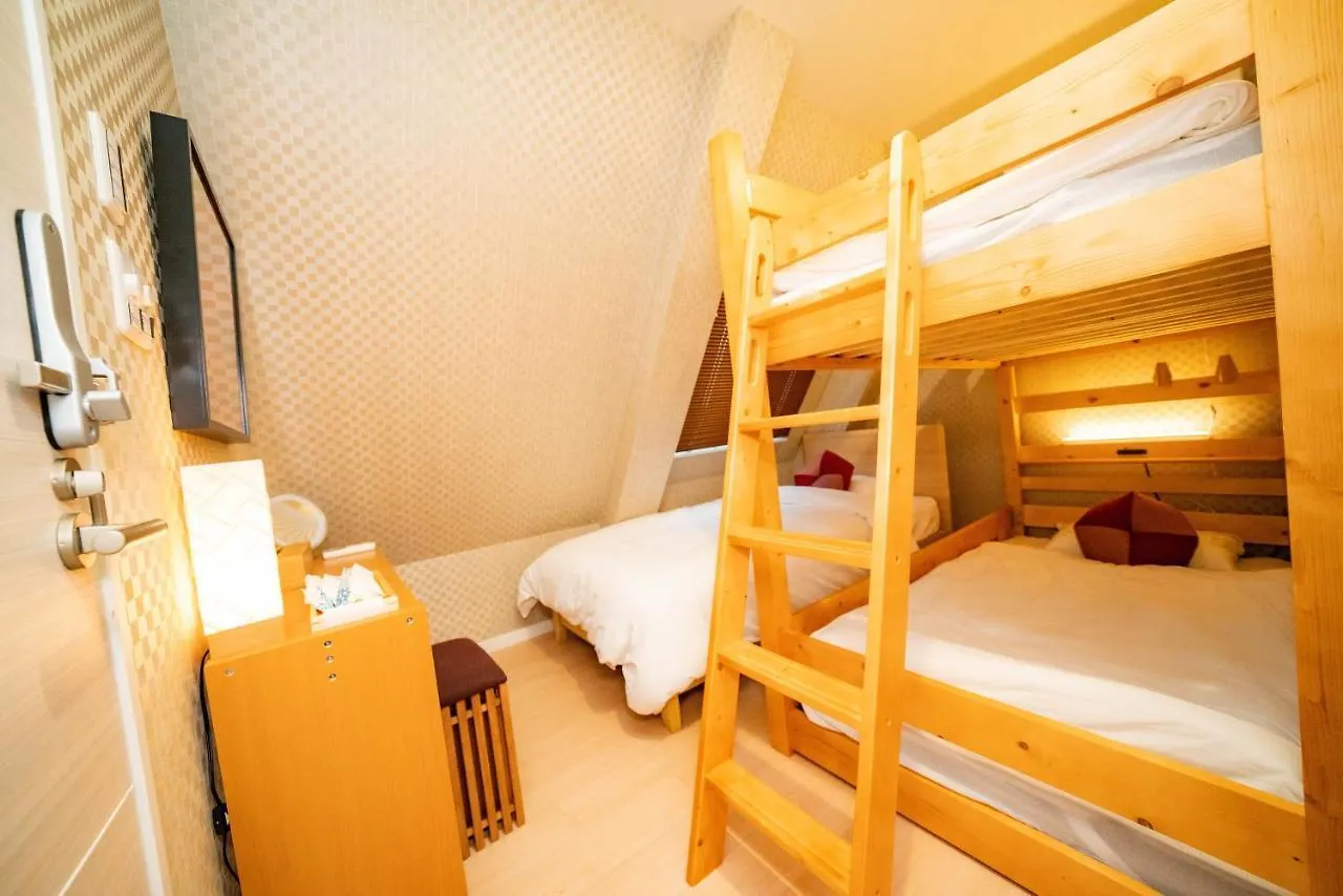 Kaguya Asakusa Women Only Guest House Tokyo Japan